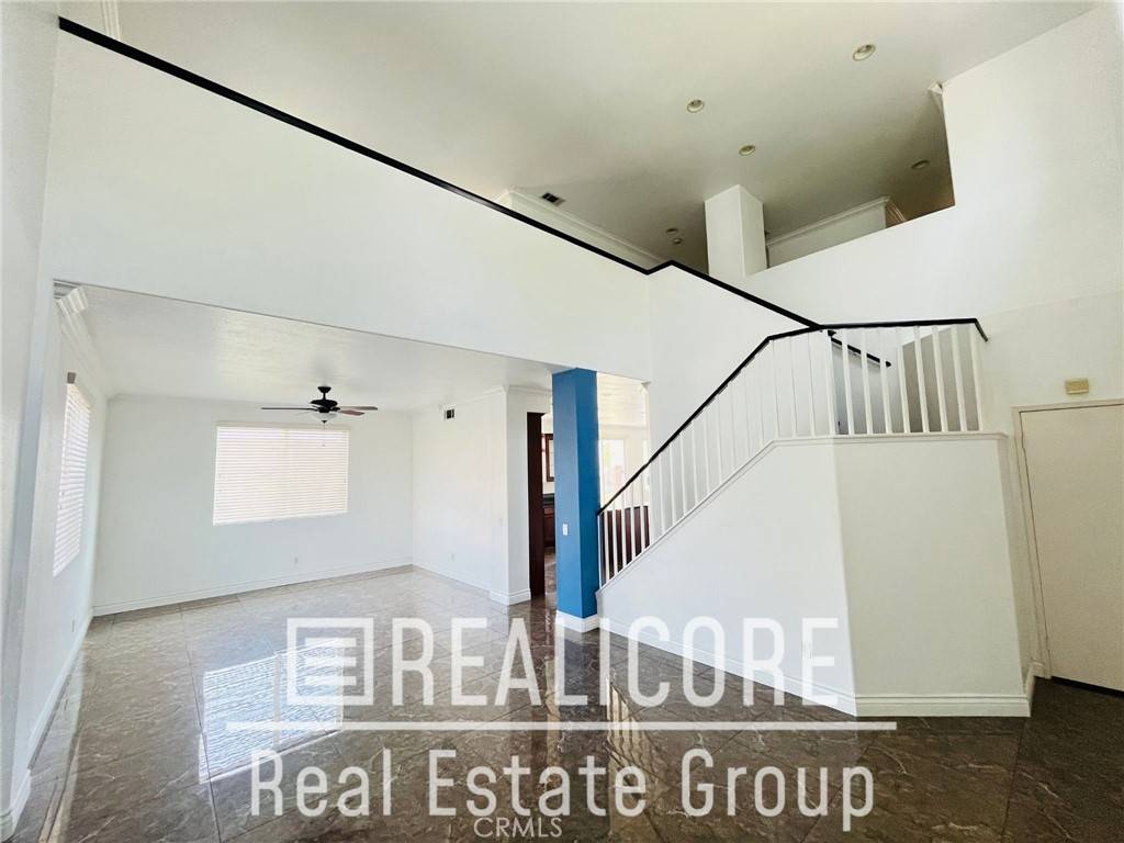 Rialto, CA 92376,405 E Lurelane ST