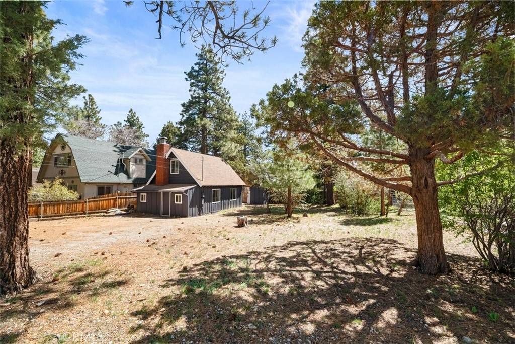 Sugarloaf, CA 92386,441 Sunset LN