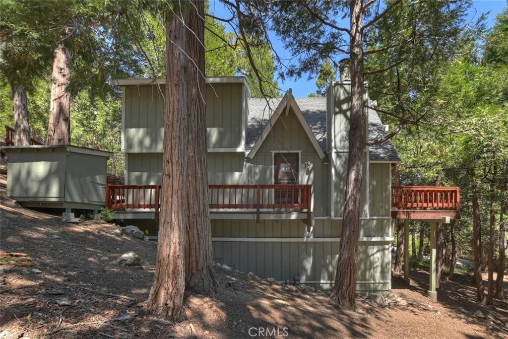 Lake Arrowhead, CA 92352,781 Nadelhorn DR