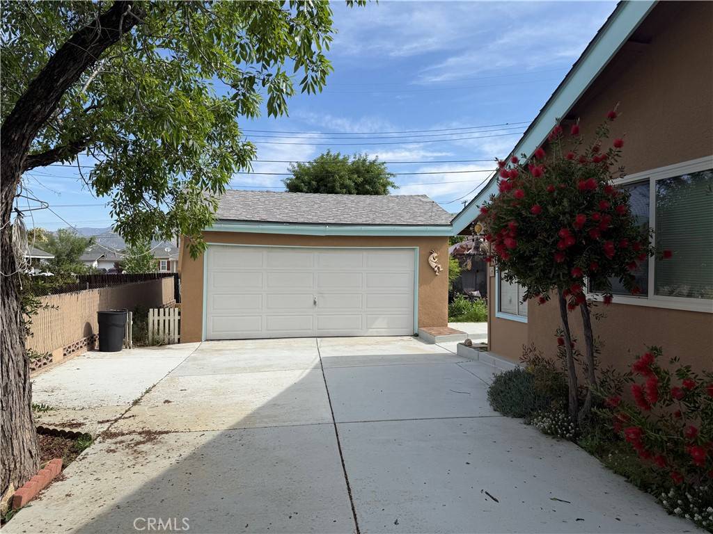 Yucaipa, CA 92399,35014 Shasta ST