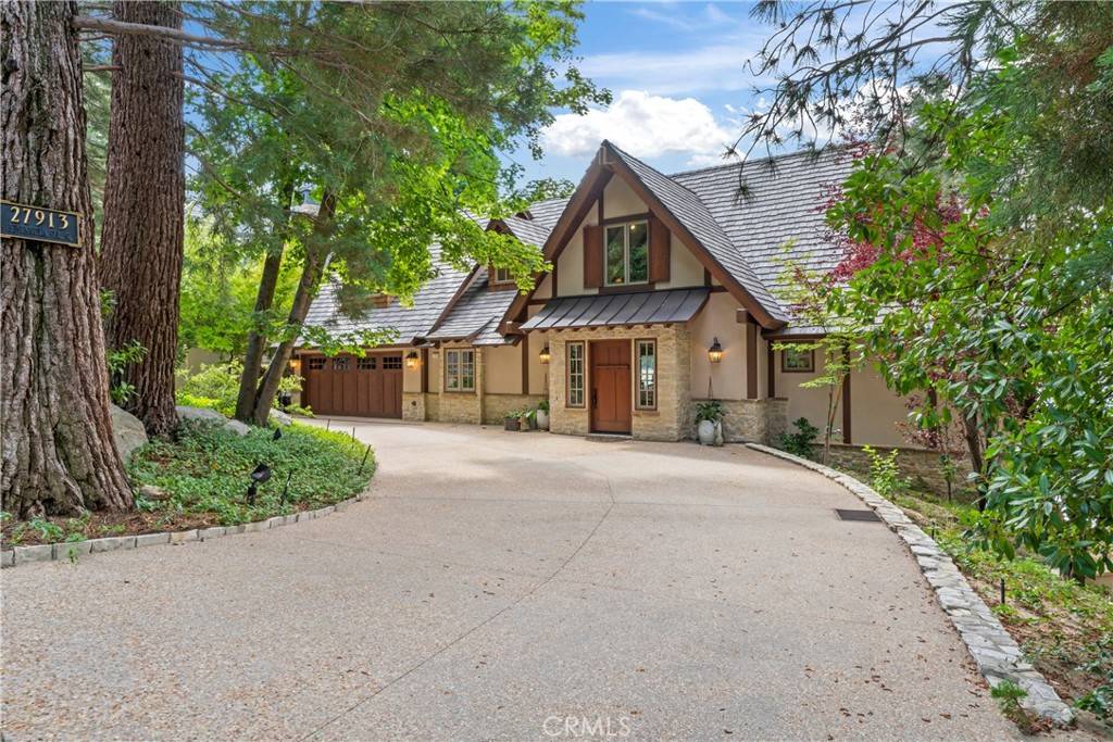 Lake Arrowhead, CA 92352,27913 Peninsula DR S