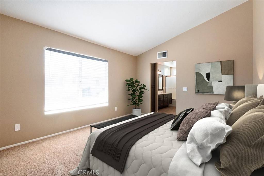 Fontana, CA 92336,5354 Wrangler DR
