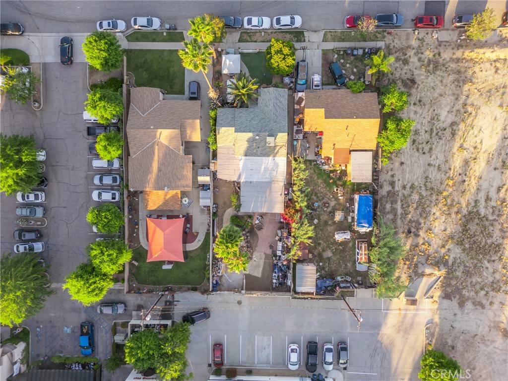 Redlands, CA 92374,605 Ruiz ST