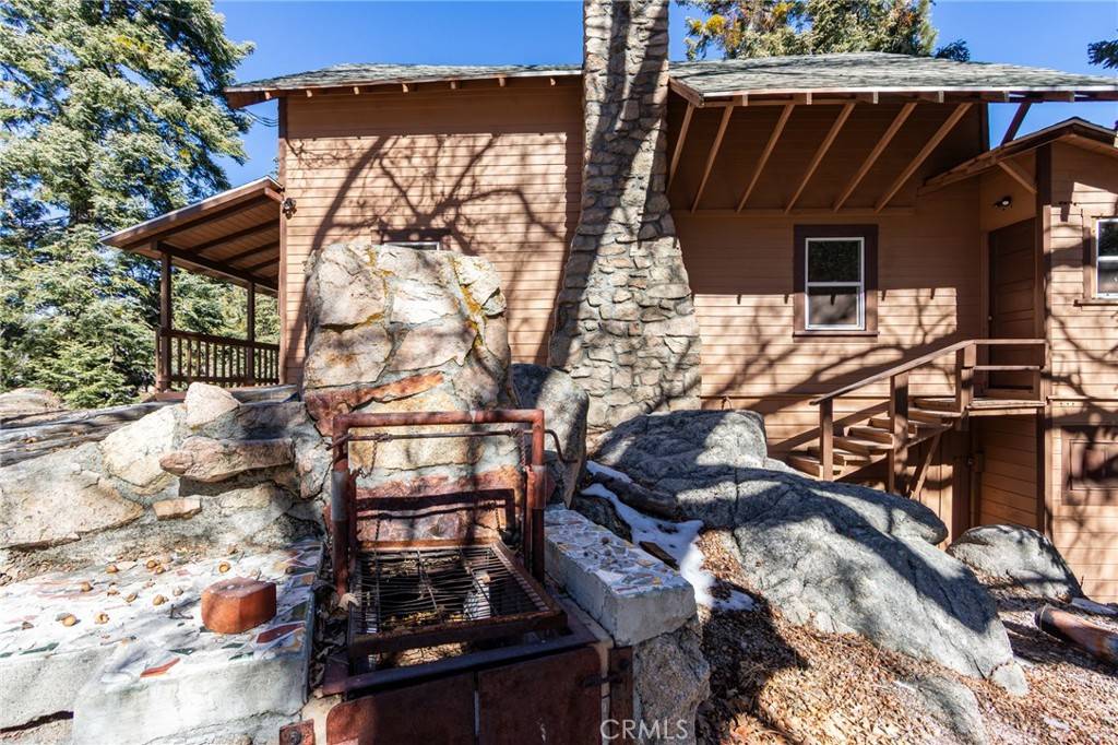 Green Valley Lake, CA 92341,33350 Robin DR