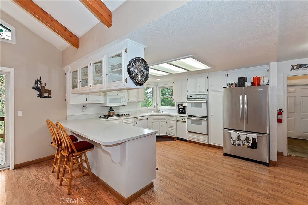Lake Arrowhead, CA 92391,26349 Walnut Hills DR
