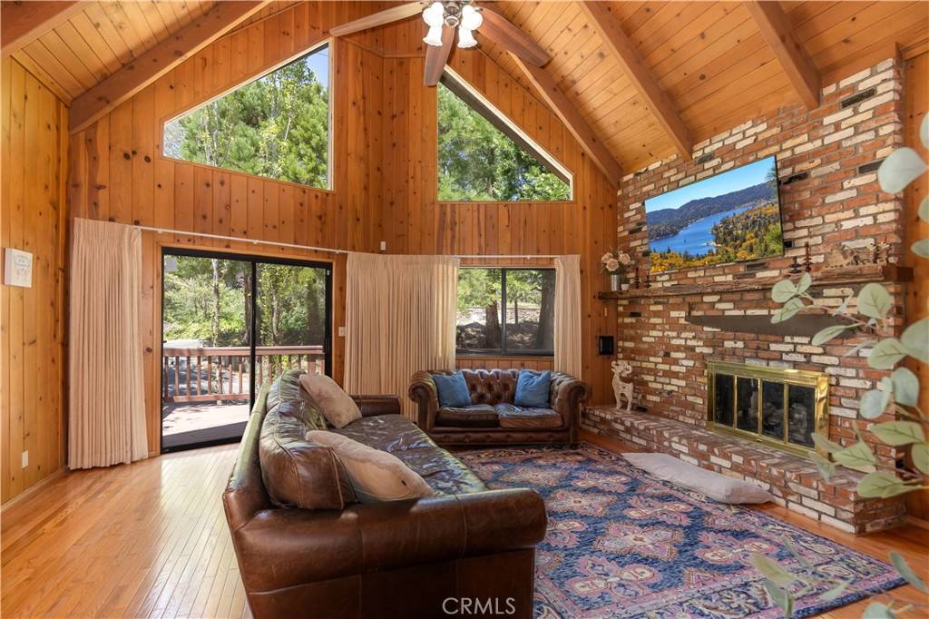 Lake Arrowhead, CA 92352,27207 Bernina DR