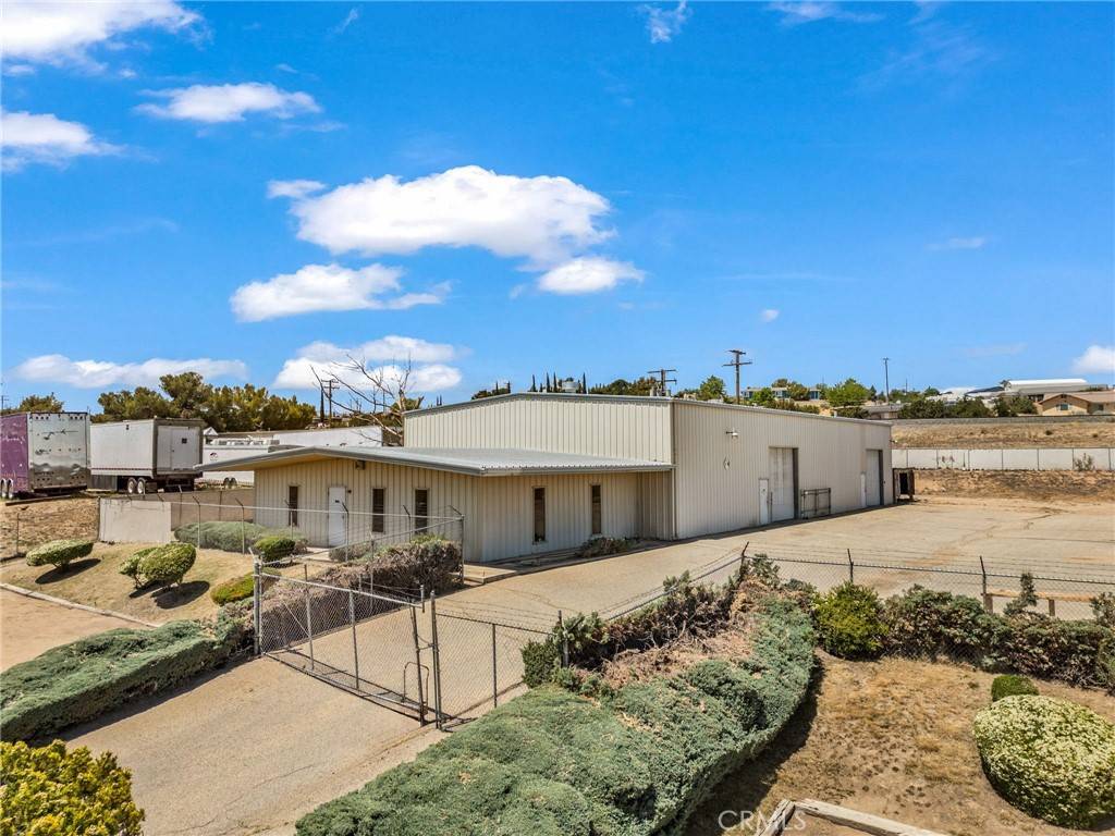 Hesperia, CA 92345,7146 Santa Fe AVE E