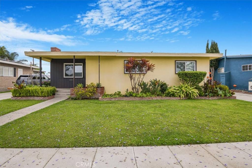 Long Beach, CA 90815,2216 Canehill AVE