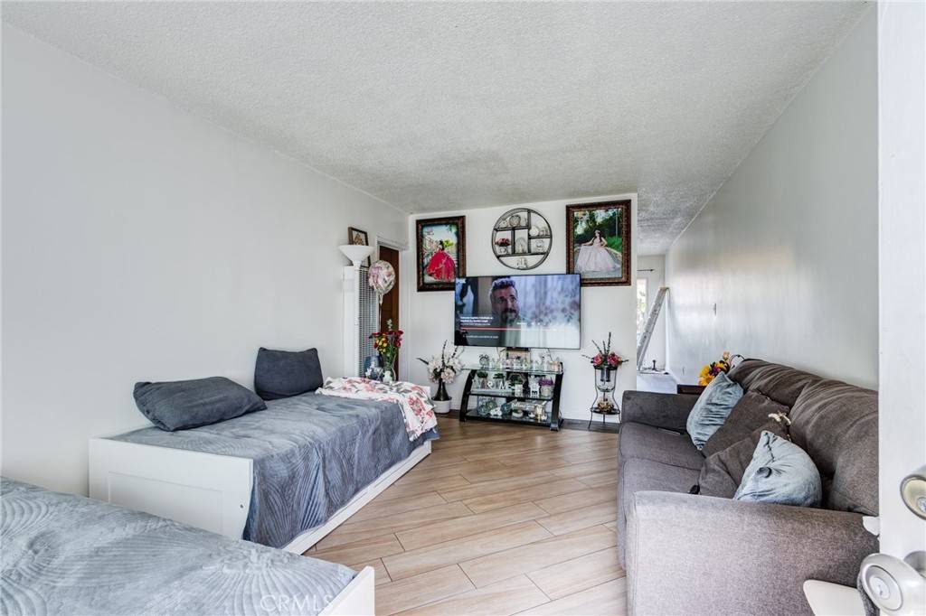 Anaheim, CA 92806,1222 N Placentia AVE