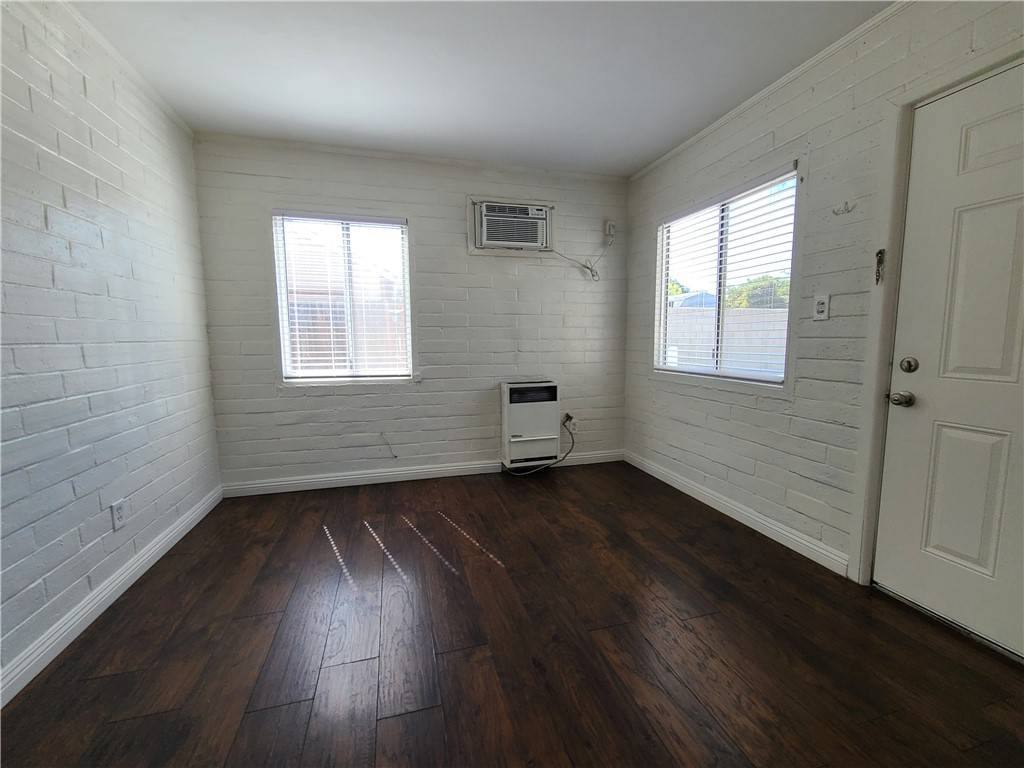 Riverside, CA 92501,3447 4th ST #1