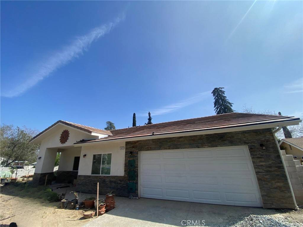 Banning, CA 92220,142 Pendleton RD