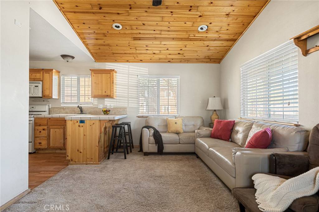 Big Bear City, CA 92314,2136 3rd LN