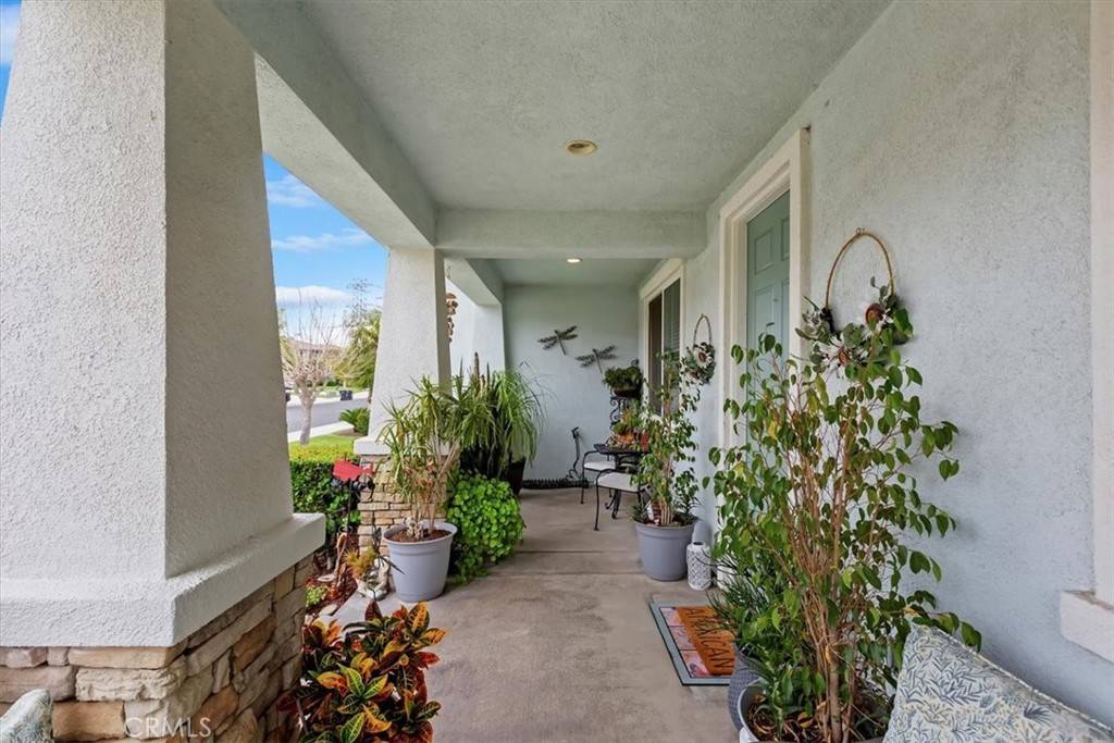 Eastvale, CA 92880,6686 Ashford Mill CT