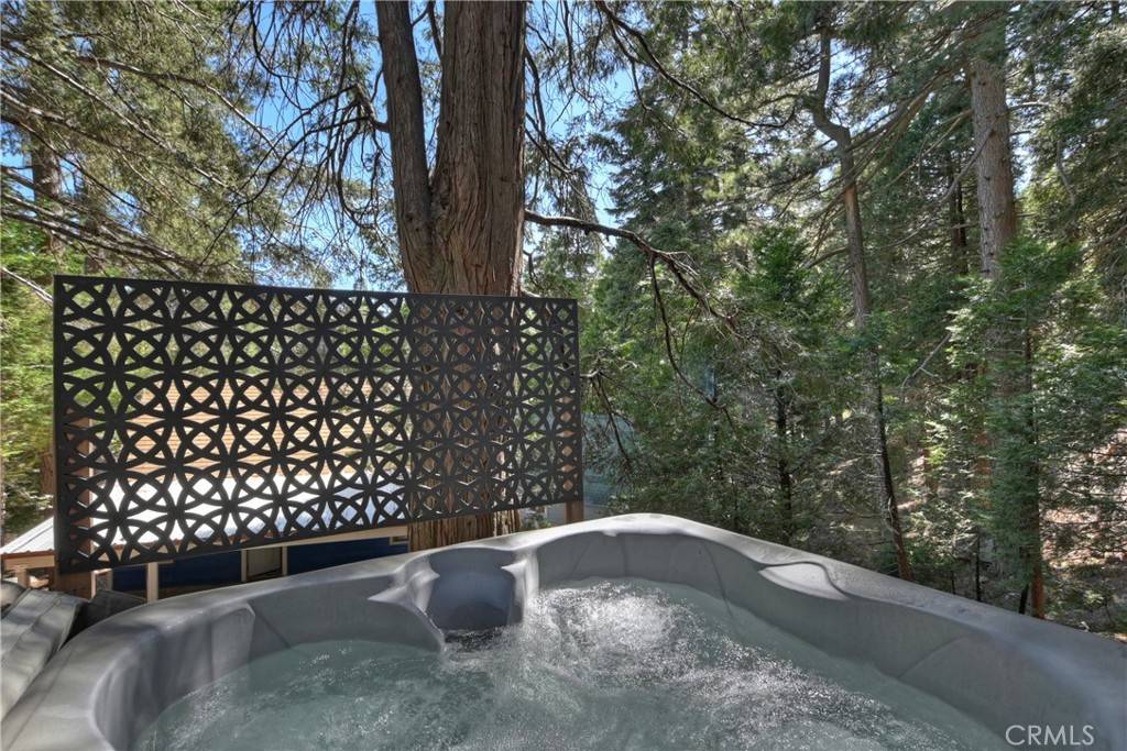 Lake Arrowhead, CA 92352,859 Poe CT