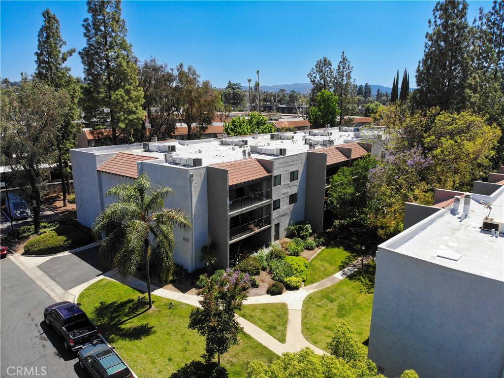 Redlands, CA 92373,242 E Fern AVE #208