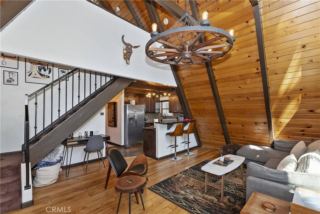 380 Cedarbrook DR Twin Peaks, CA 92391