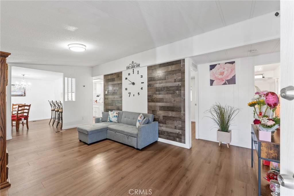 Riverside, CA 92503,3700 Buchanan #4