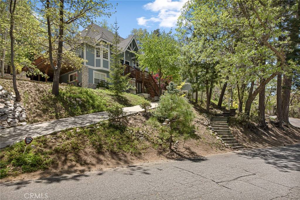 Lake Arrowhead, CA 92352,28537 North Shore RD