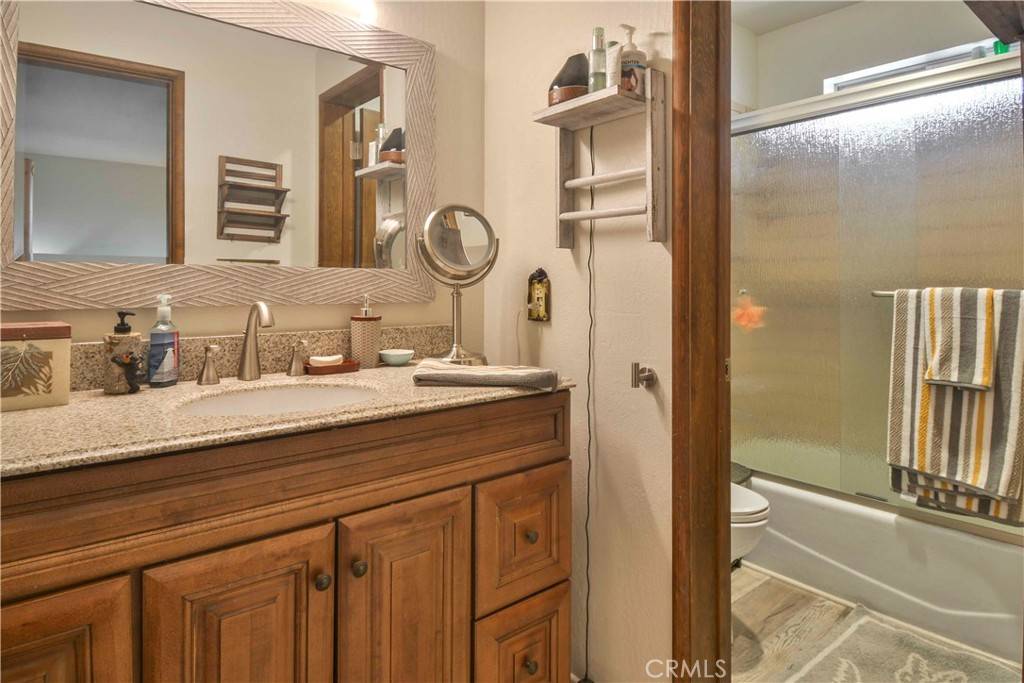 1353 Golden Rule LN Lake Arrowhead, CA 92352