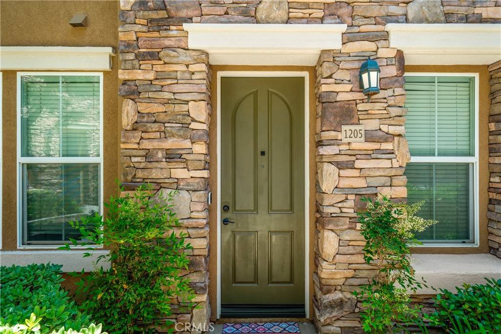 Lake Elsinore, CA 92532,30505 Canyon Hills RD #1205