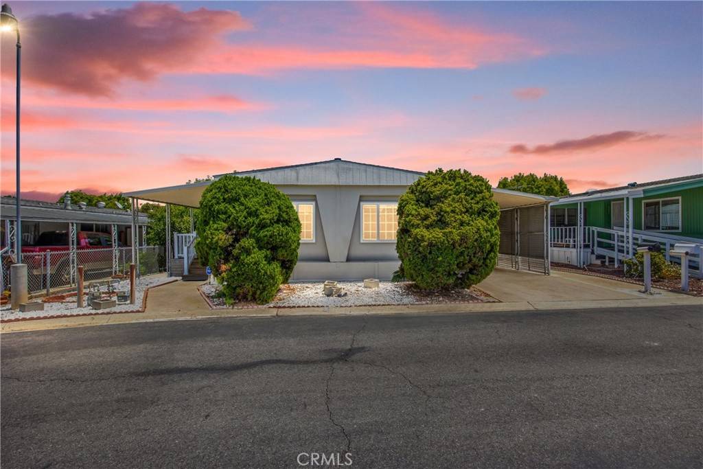 Corona, CA 92882,1186 Oakland WAY