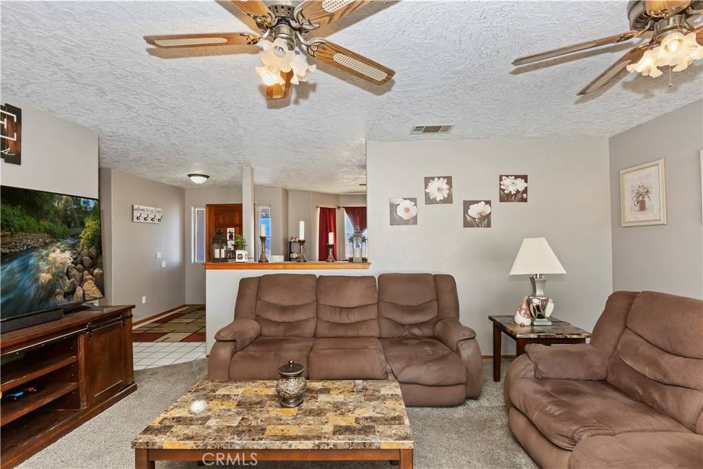 9585 Juniper ST Apple Valley, CA 92308
