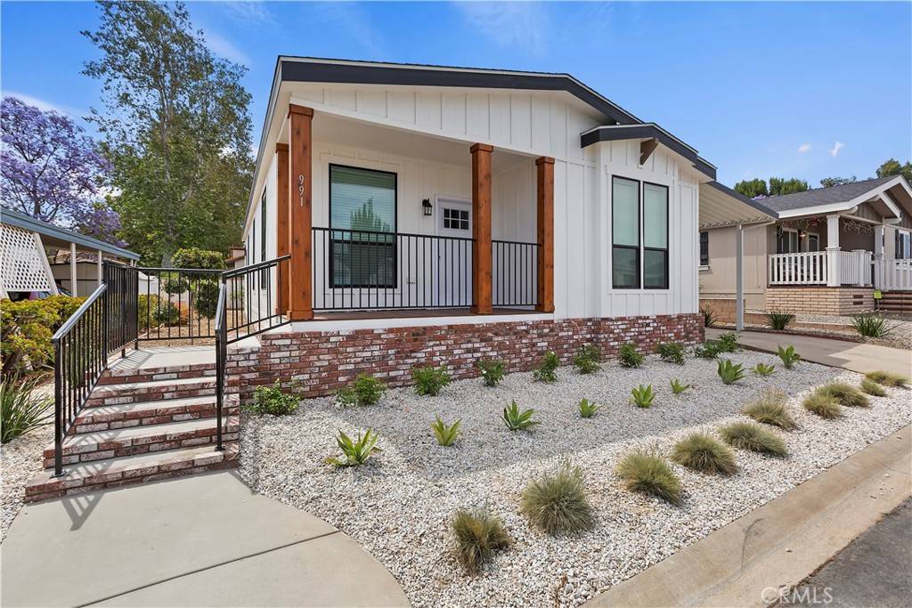 Corona, CA 92882,991 NORWICH WAY