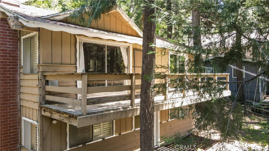 Crestline, CA 92325,486 Wylerhorn DR