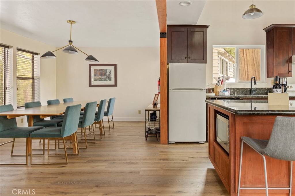 217 Crest CIR Lake Arrowhead, CA 92352