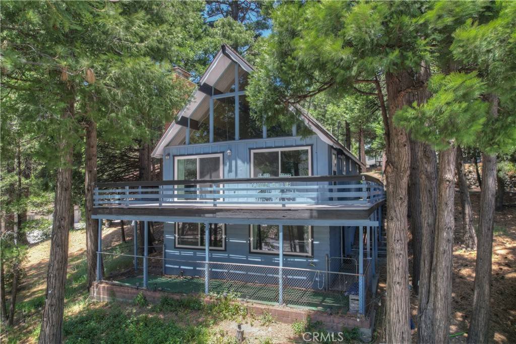 Crestline, CA 92325,24141 Zell CT