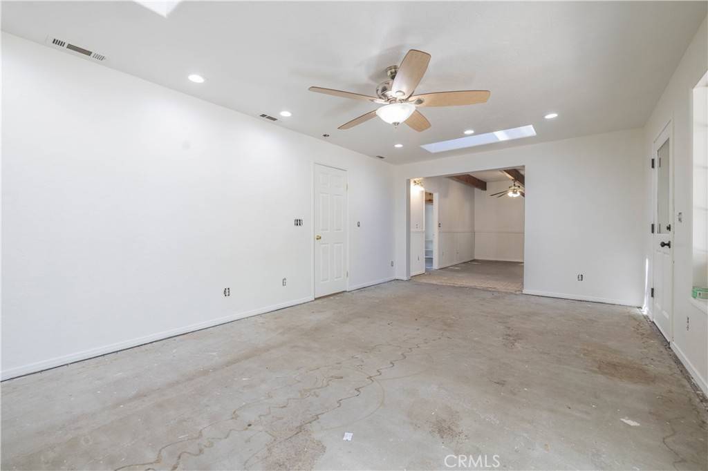Sugarloaf, CA 92386,600 Moreno LN
