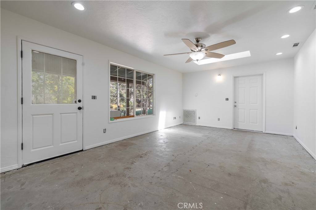 Sugarloaf, CA 92386,600 Moreno LN