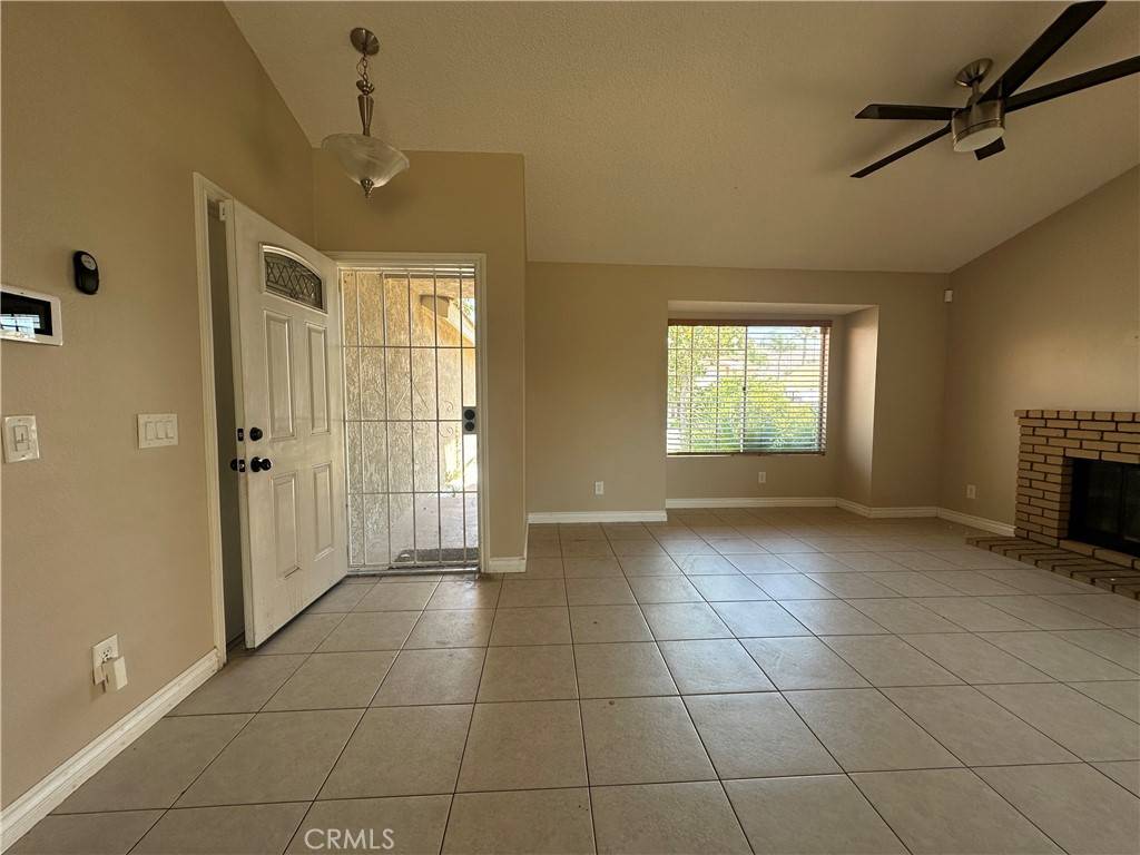 Moreno Valley, CA 92551,16193 Space DR