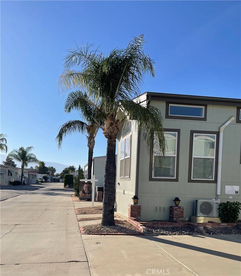 San Jacinto, CA 92583,910 Deerwood DR