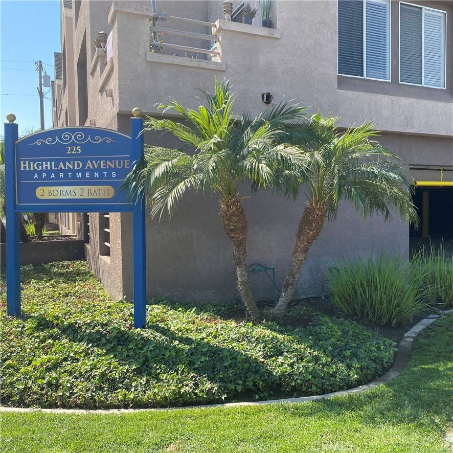 Fullerton, CA 92832,225 N Highland AVE #202