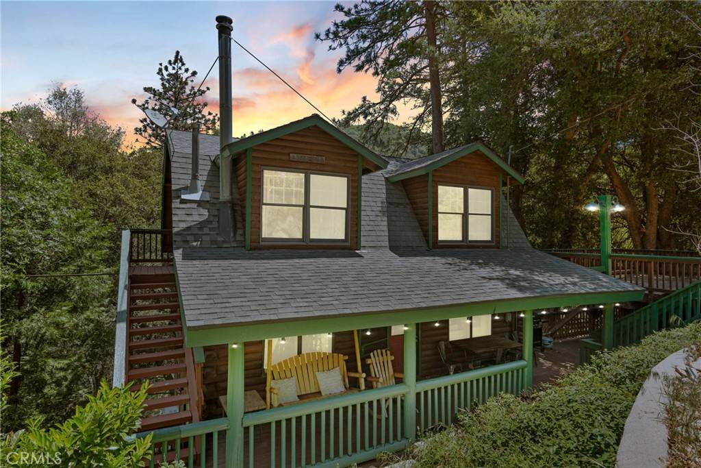 Crestline, CA 92325,379 Dorn DR