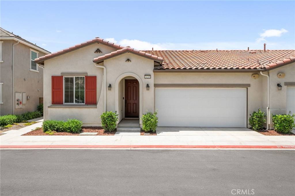 Corona, CA 92883,24205 Selwood DR