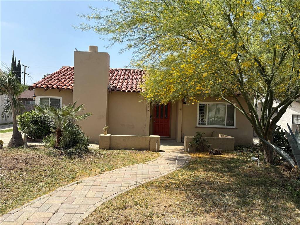 Redlands, CA 92374,926 College AVE