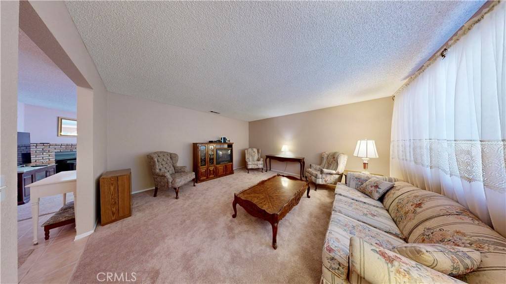 14621 Quivero RD Apple Valley, CA 92307