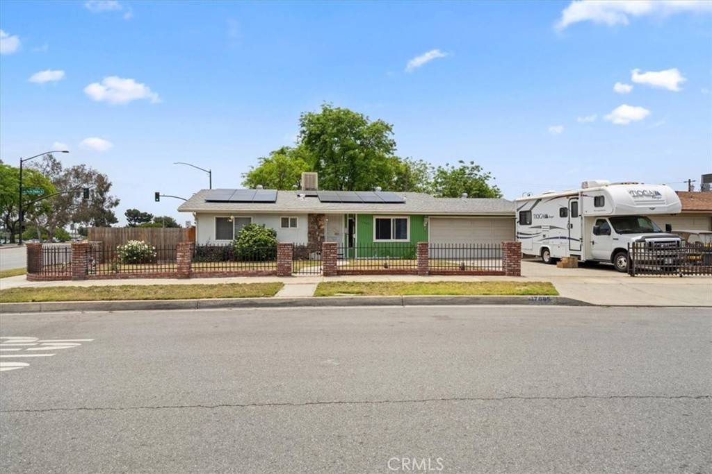 Fontana, CA 92335,17685 Seville AVE