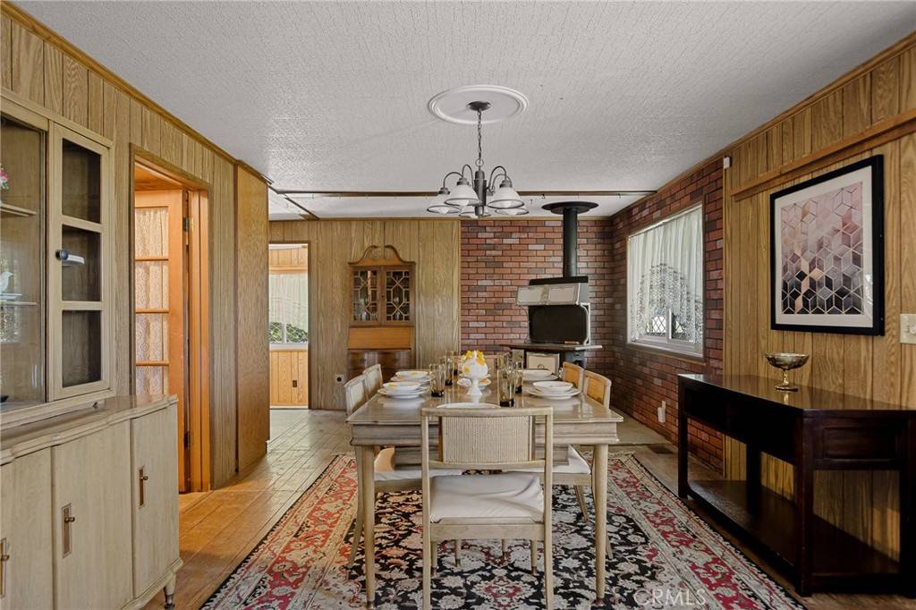 Lake Arrowhead, CA 92352,1295 Aleutian DR