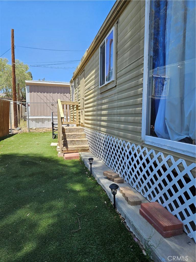 Morongo Valley, CA 92256,51063 29 Palms Hwy spc #32