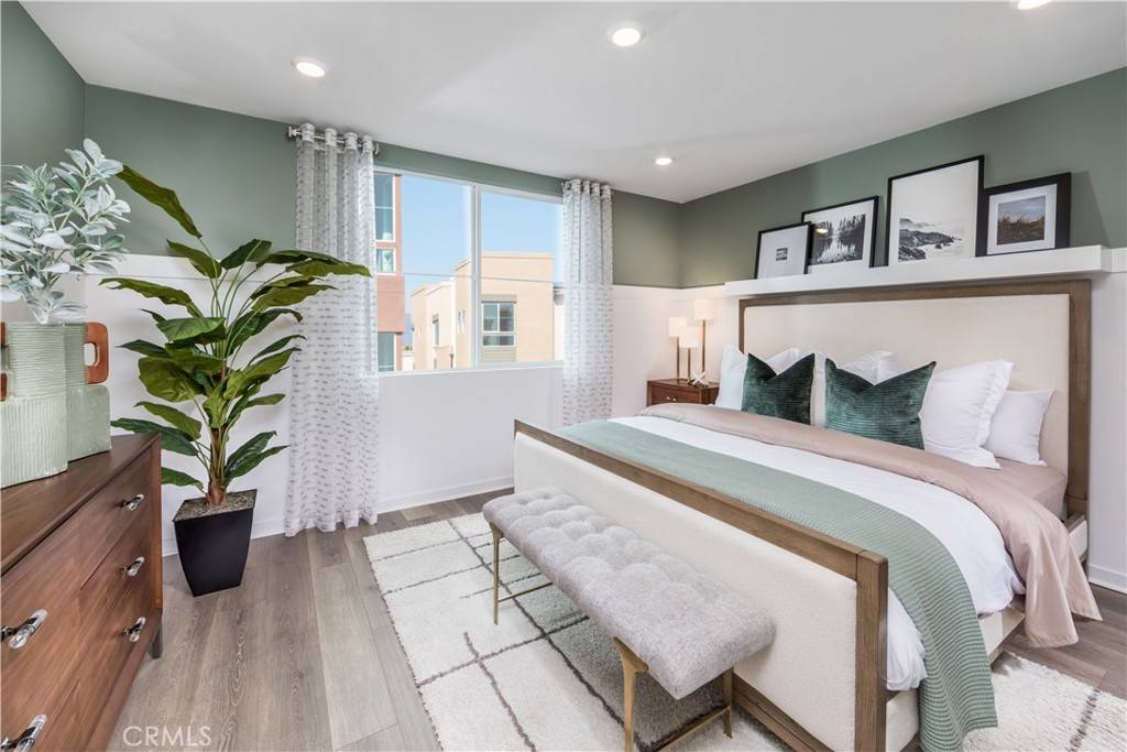 Ontario, CA 91764,980 N Tangent Privado #201