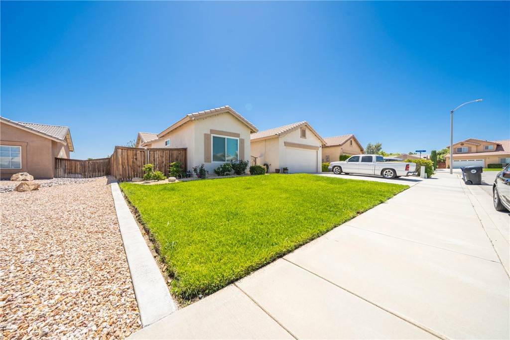 Victorville, CA 92392,13399 Dover LN