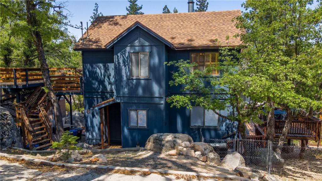 33310 Conway DR Running Springs, CA 92308