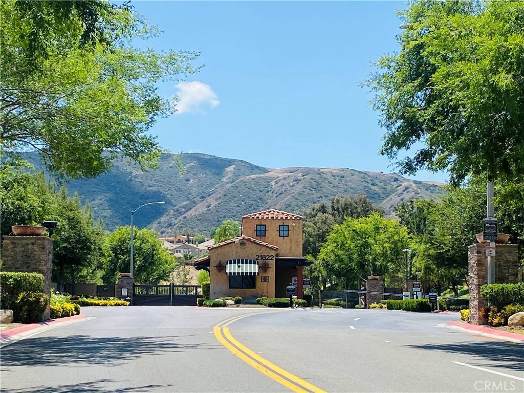 Corona, CA 92883,8875 Soothing CT