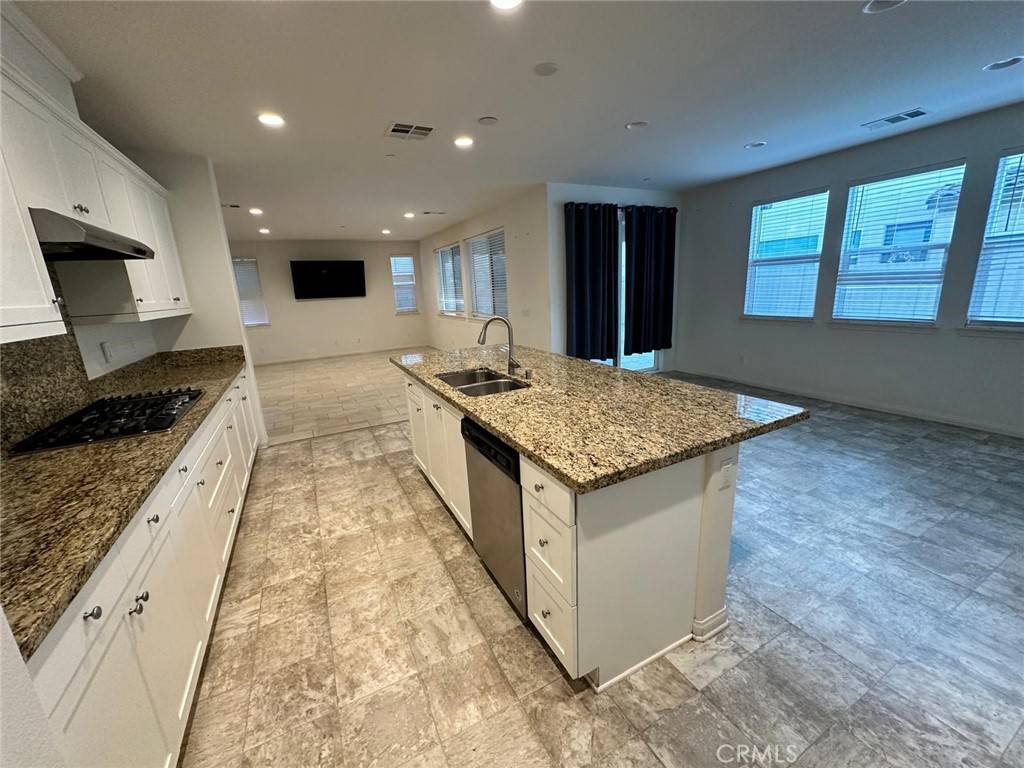 Corona, CA 92881,2606 Via Caceres