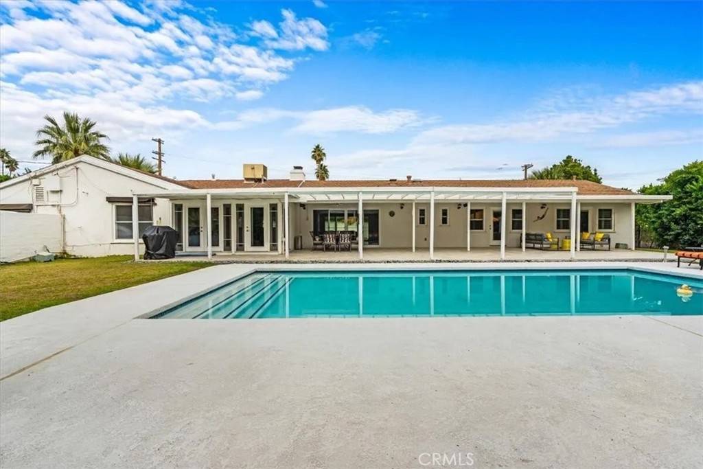 Palm Springs, CA 92262,483 W Via Escuela