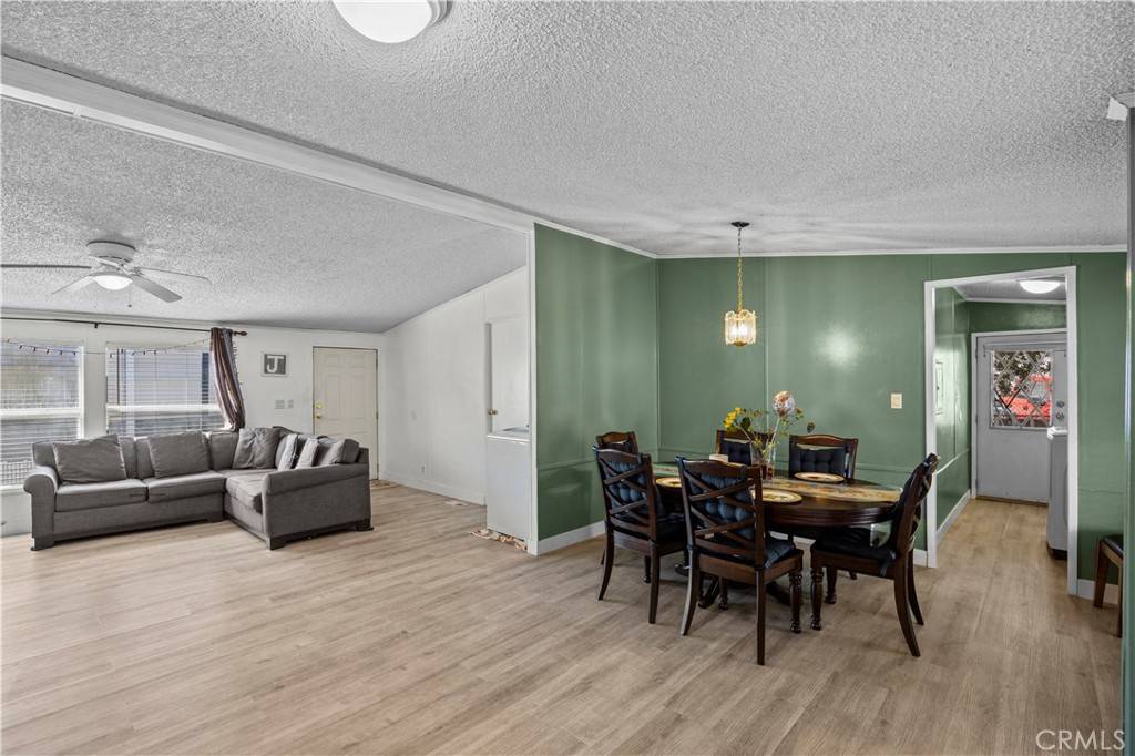 Corona, CA 92879,3900 S Temescal St #49
