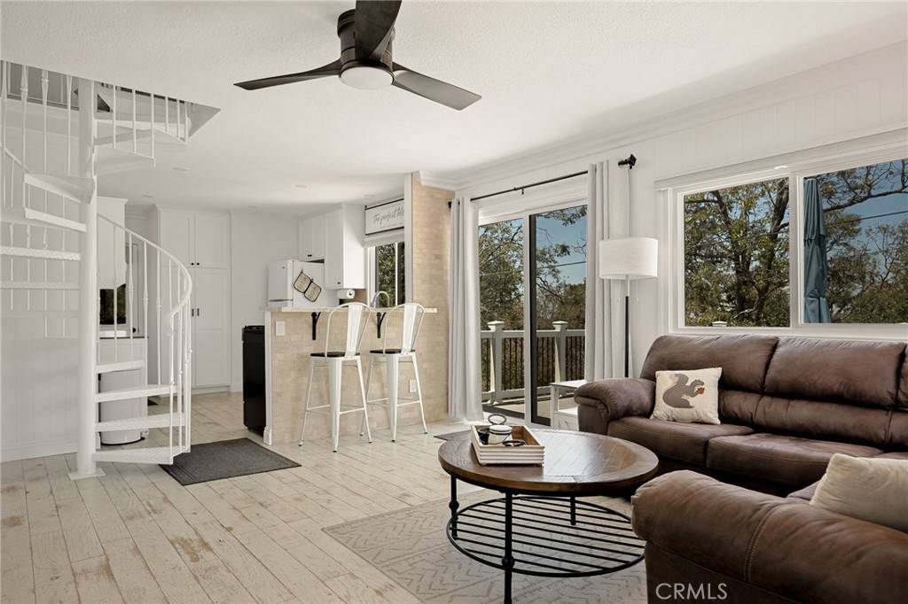 Lake Arrowhead, CA 92326,988 Inspiration DR